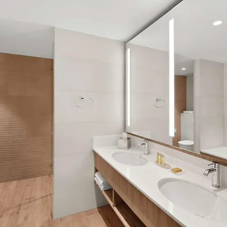 Hotel Hilton Garden Centre Vilnius