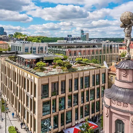 Hilton Garden Centre