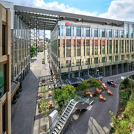 Hilton Garden Centre Hotel 4*