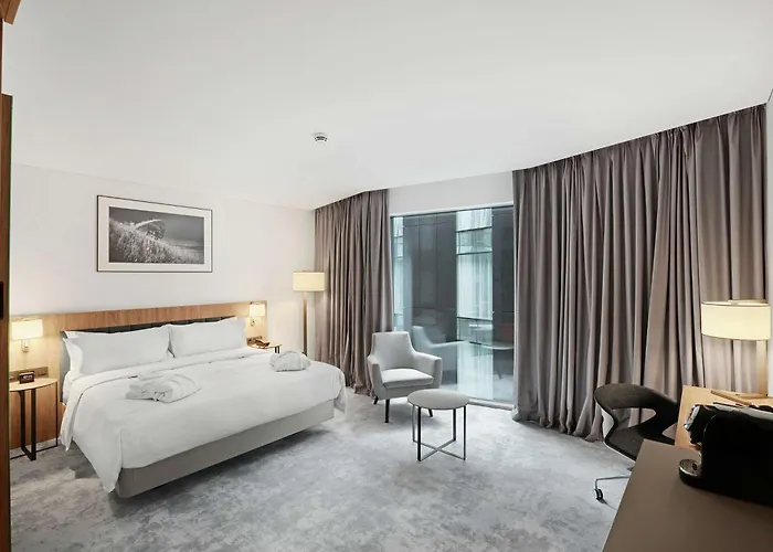 ホテル Hilton Garden Centre