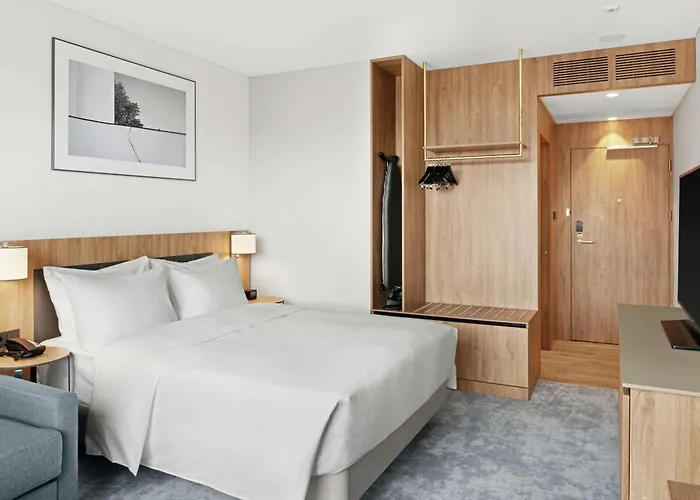 ホテル Hilton Garden Centre 4*