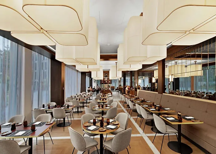 Hilton Garden Centre ホテル