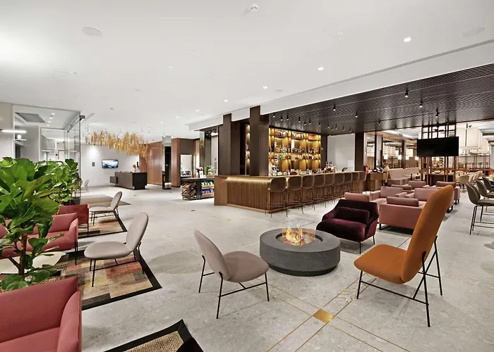 Hilton Garden Centre Hotel 4*