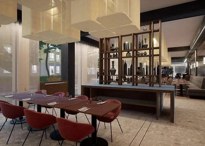 Hilton Garden Centre Hotel 4*