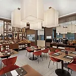 Hilton Garden Centre 4*