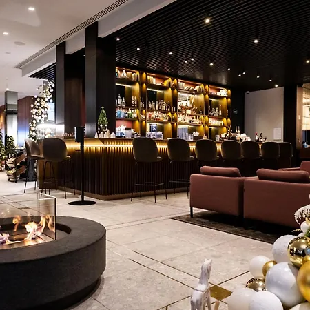 Szálloda Hilton Garden Centre 4*