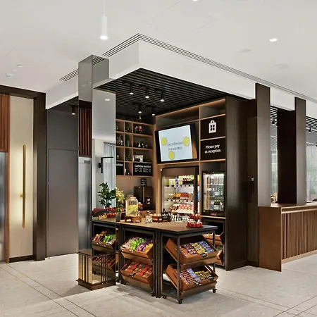 Hilton Garden Centre