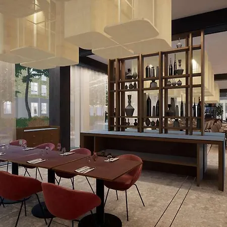 Hilton Garden Centre Szálloda 4*