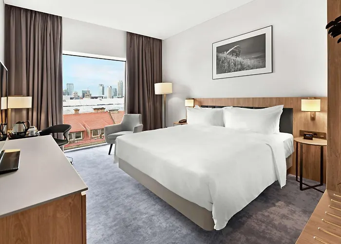 Hilton Garden Centre Hotel