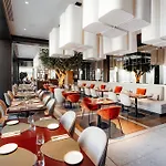 Hilton Garden Centre Hotel